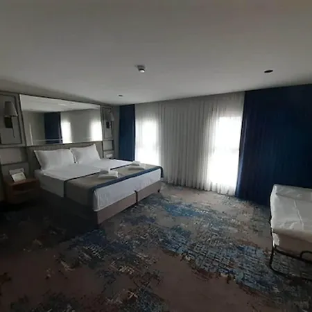 Taksim Pera Orient Hotel 4*