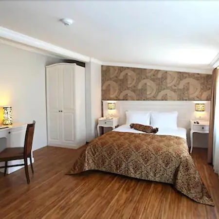 Hotell Taksim Pera Orient 3*