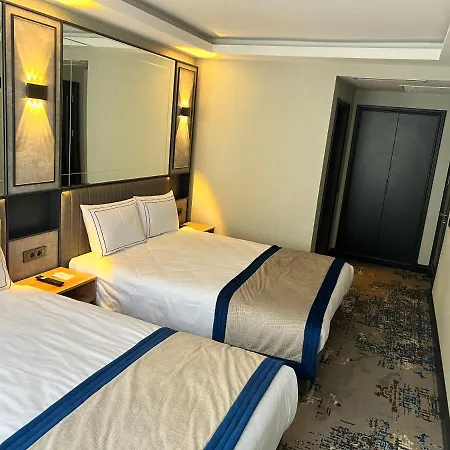 Taksim Pera Orient 4* Istanbul