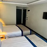 Taksim Pera Orient 3*