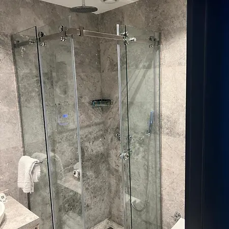 Hotel Taksim Pera Orient 3*