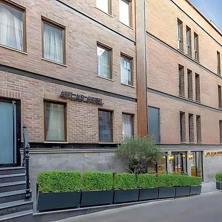 Hotel Taksim Pera Orient 3*